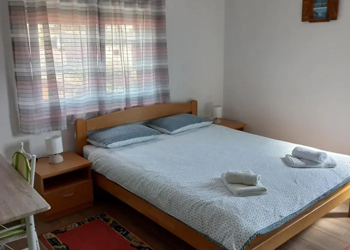 Lastva 1&2 Sveti Filip i Jakov