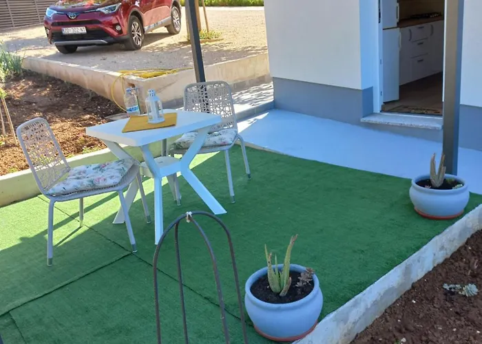 Apartamento Lastva 1&2 Sveti Filip i Jakov