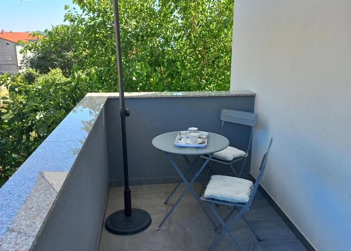 Lastva 1&2 Apartamento *