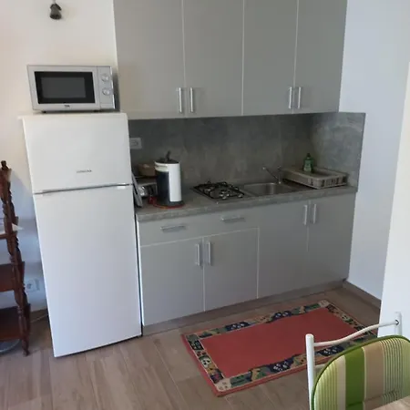 דירה Lastva 1&2 סבטי פיליפ אי ג'קוב