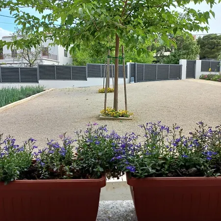 Apartmán Lastva 1&2 *