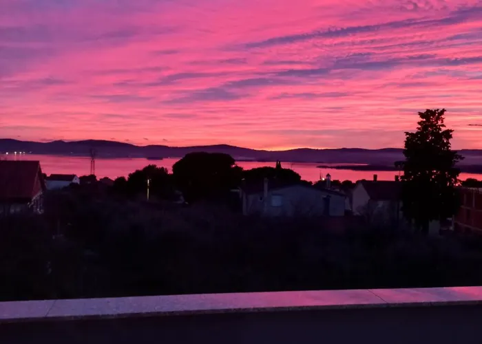 Lastva 1&2 아파트 스베티필립아이자코브